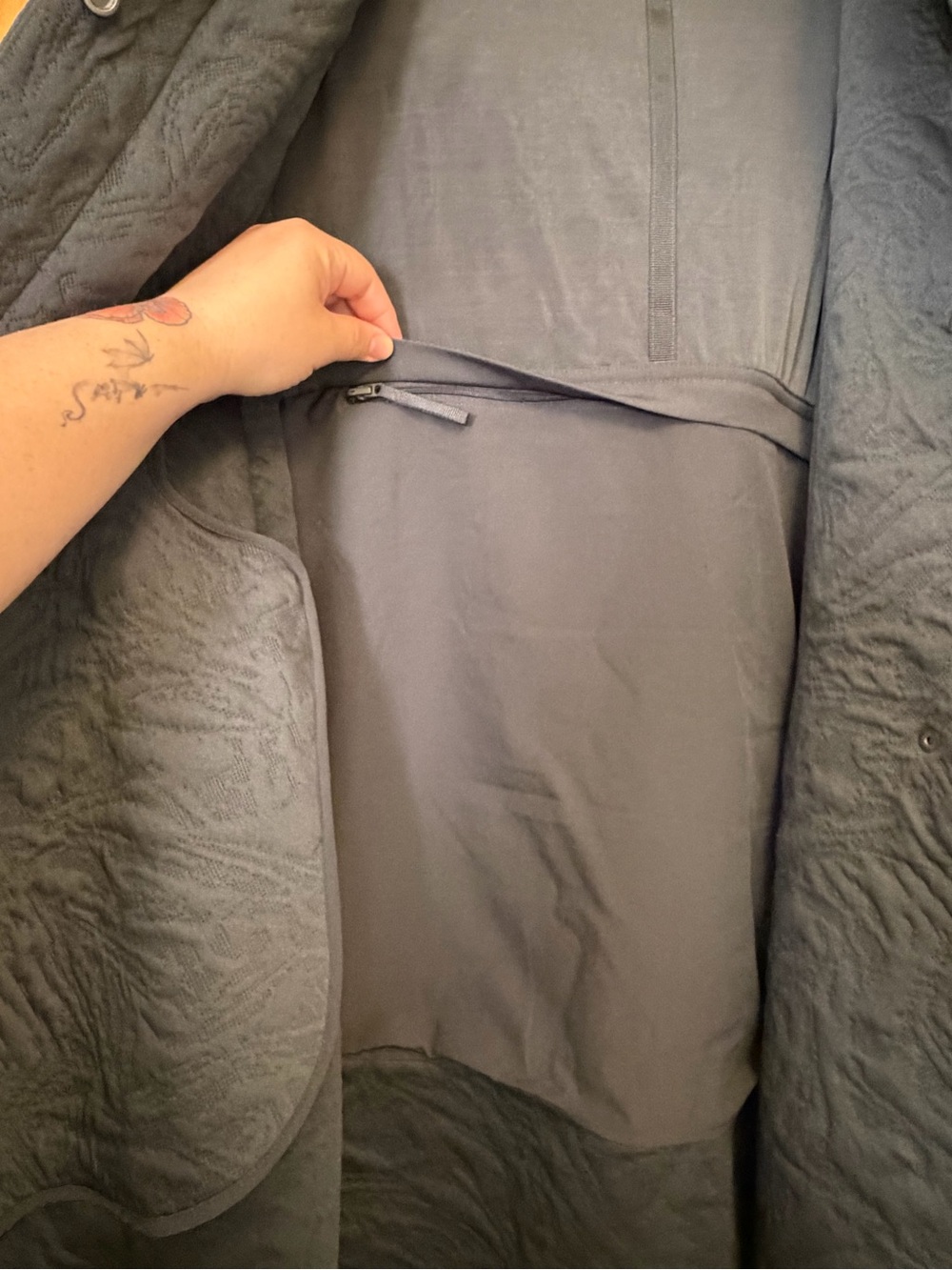 Lululemon Packable Jacquard Knit Wrap - Picture 4 of 6